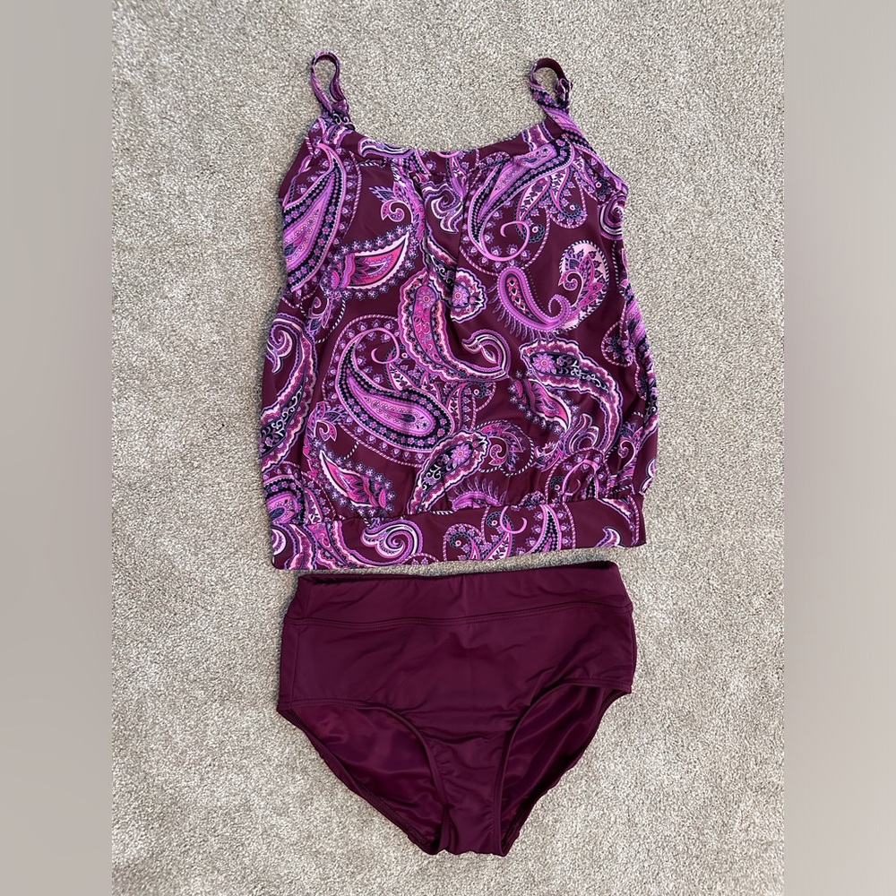 Women’s Land’s End size 4 Tankini